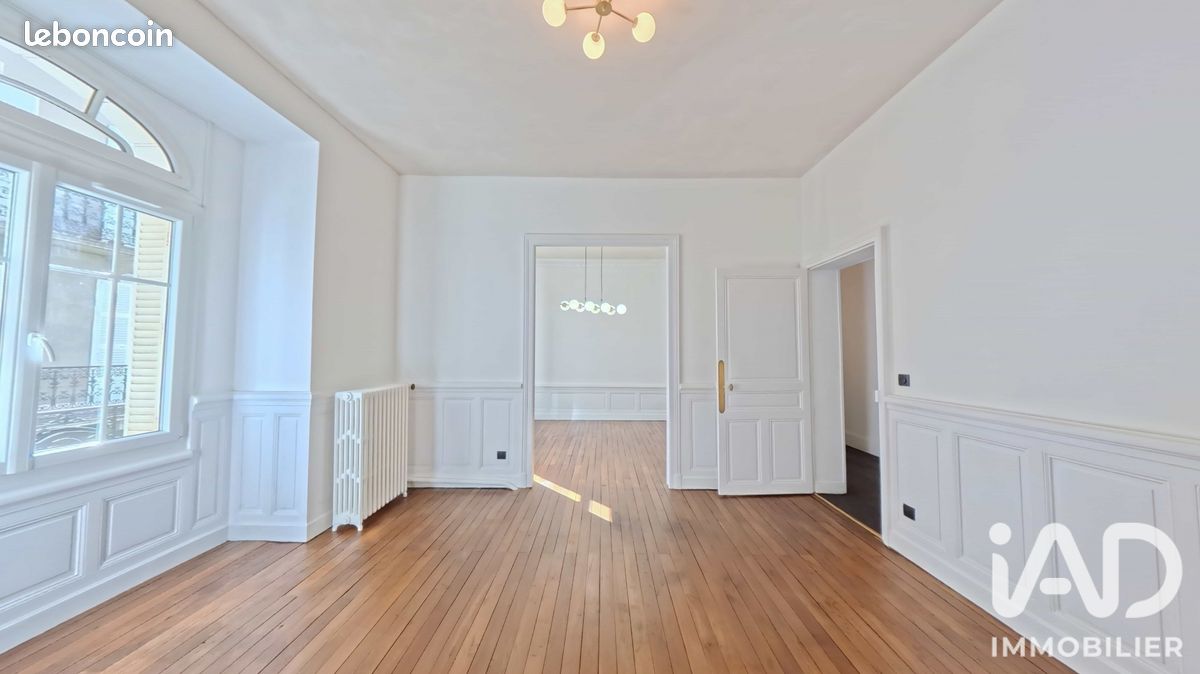 Appartement 5 pièces 123 m² · à Vichy · 123 m² · 324 000 €