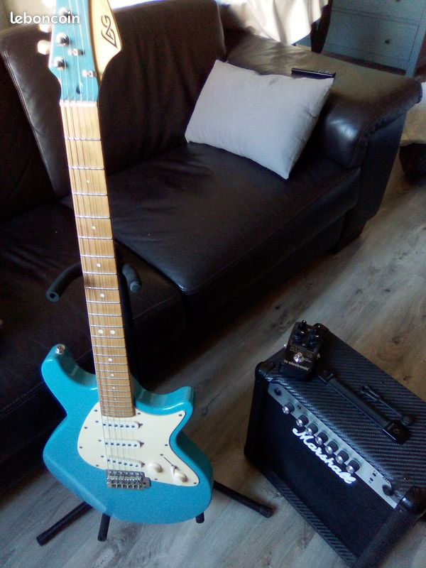 Guitare Lag Jet 100 190.00 EUR (image 1)
