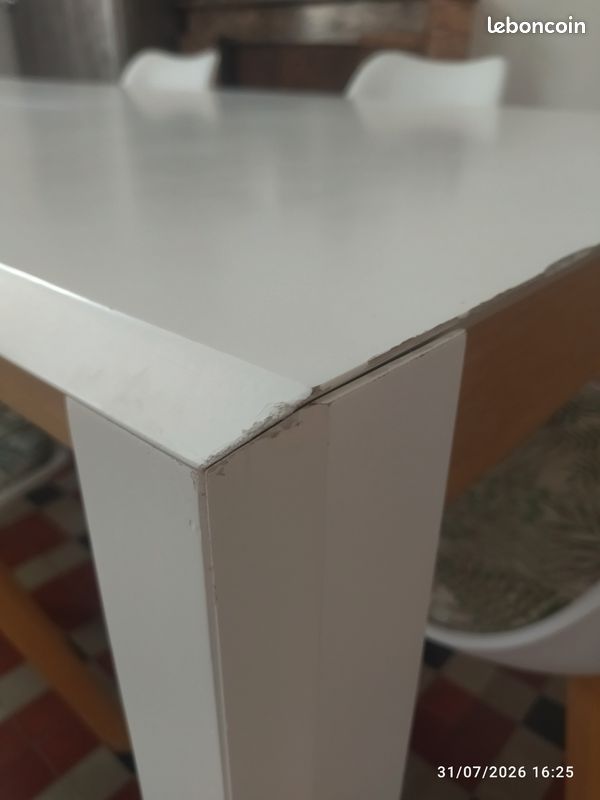 Table et chaises (image 17)