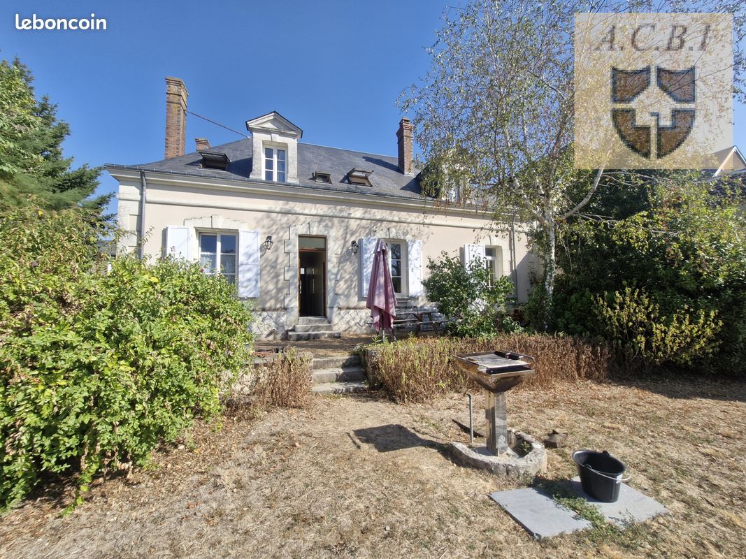 Maison 8 pièces 180 m² · à Vendôme · 180 m² · 357 000 €