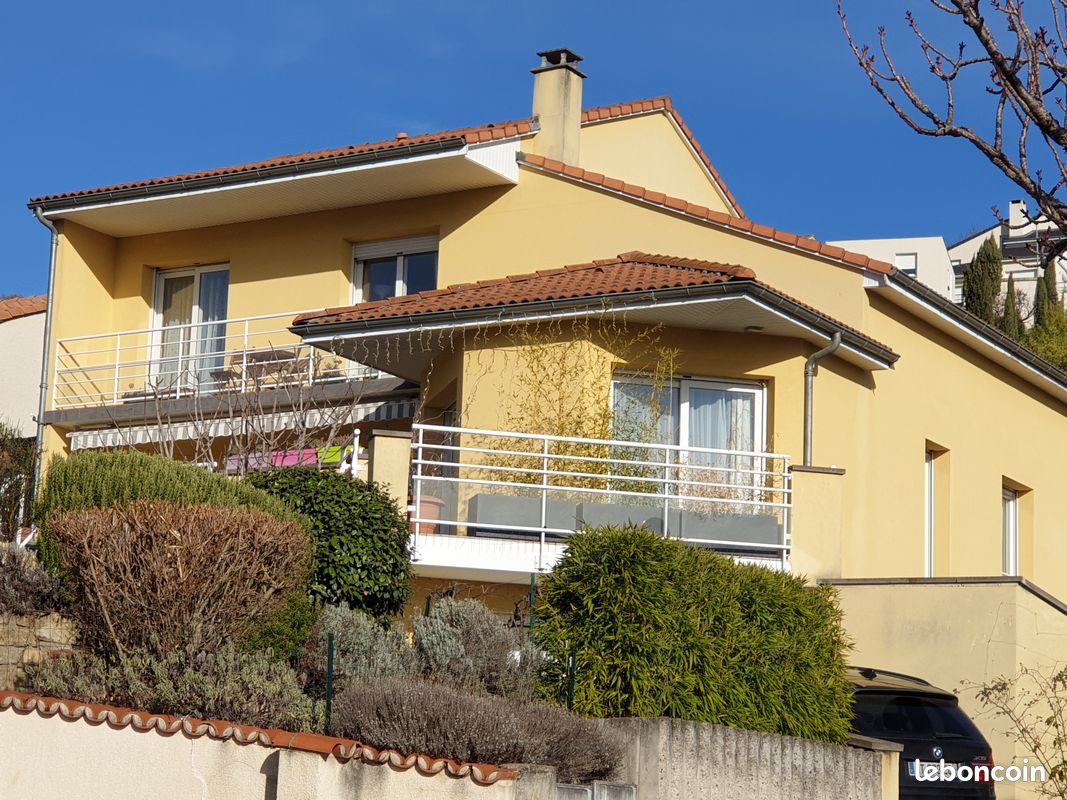 Maison 6 pièces 145 m² · à Clermont-Ferrand · 145 m² · 460 000 €