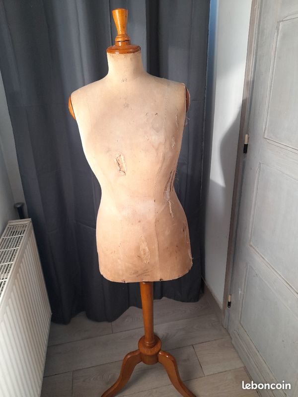 Buste de marque Bust Girard (image 1)