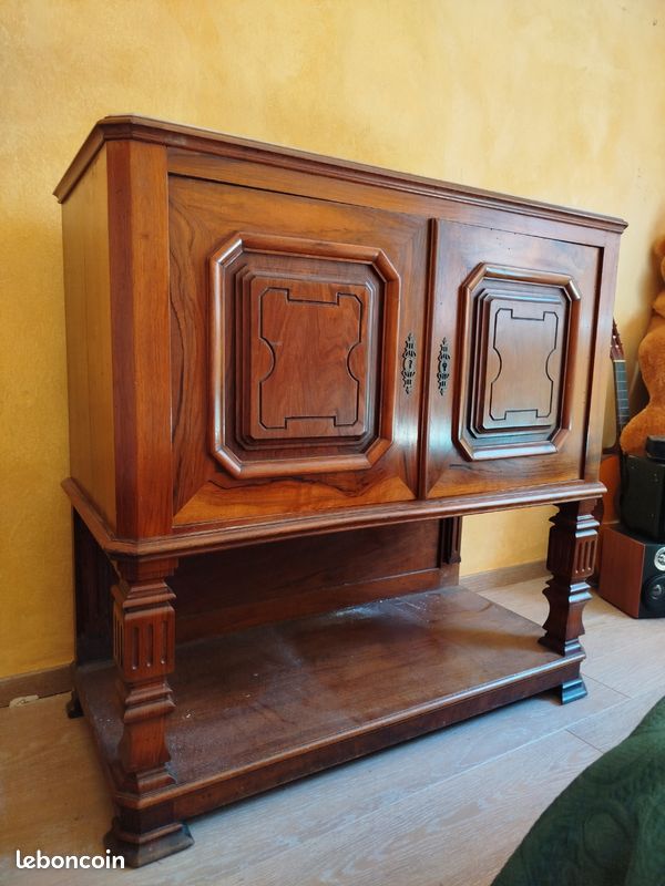 Buffet ancien XIXe siècle (image 1)