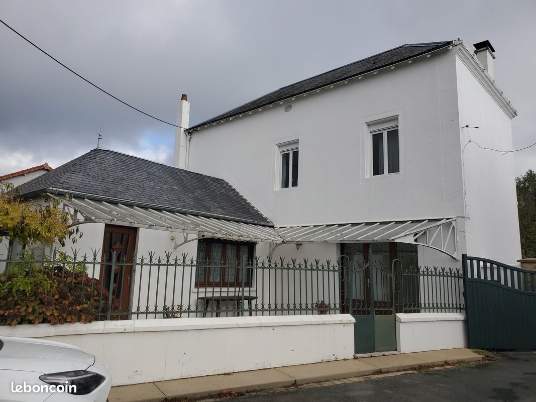 Maison 6 pièces 125 m² · à Sauzé-Entre-Bois · 125 m² · 128 000 €