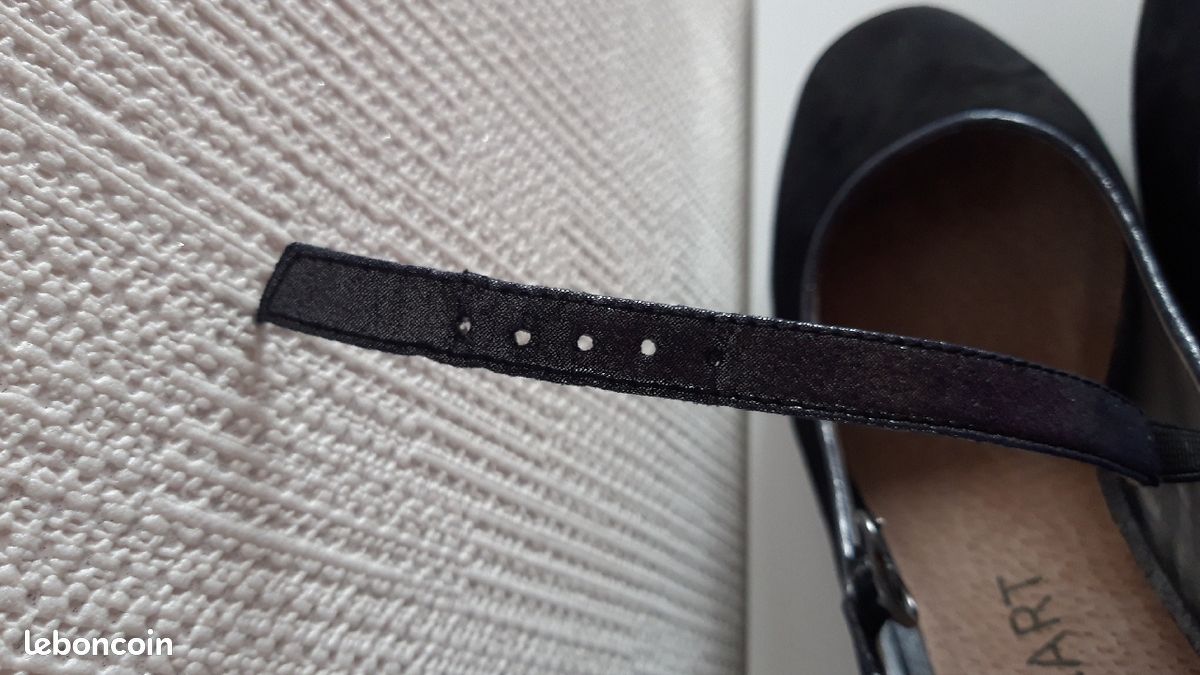 Chaussures Damart simili daim T40 (image 10)