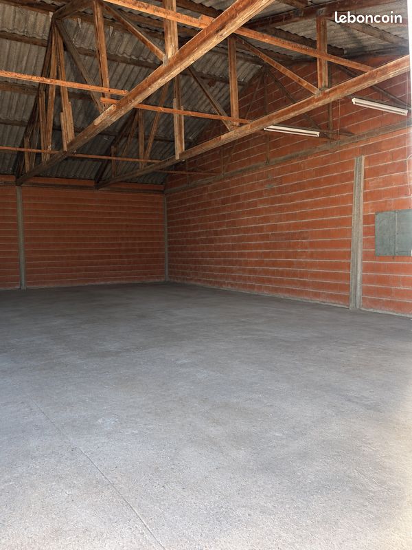Local commercial 3 pièces 160 m² · à Pamiers · 160 m² · 960 €/mois