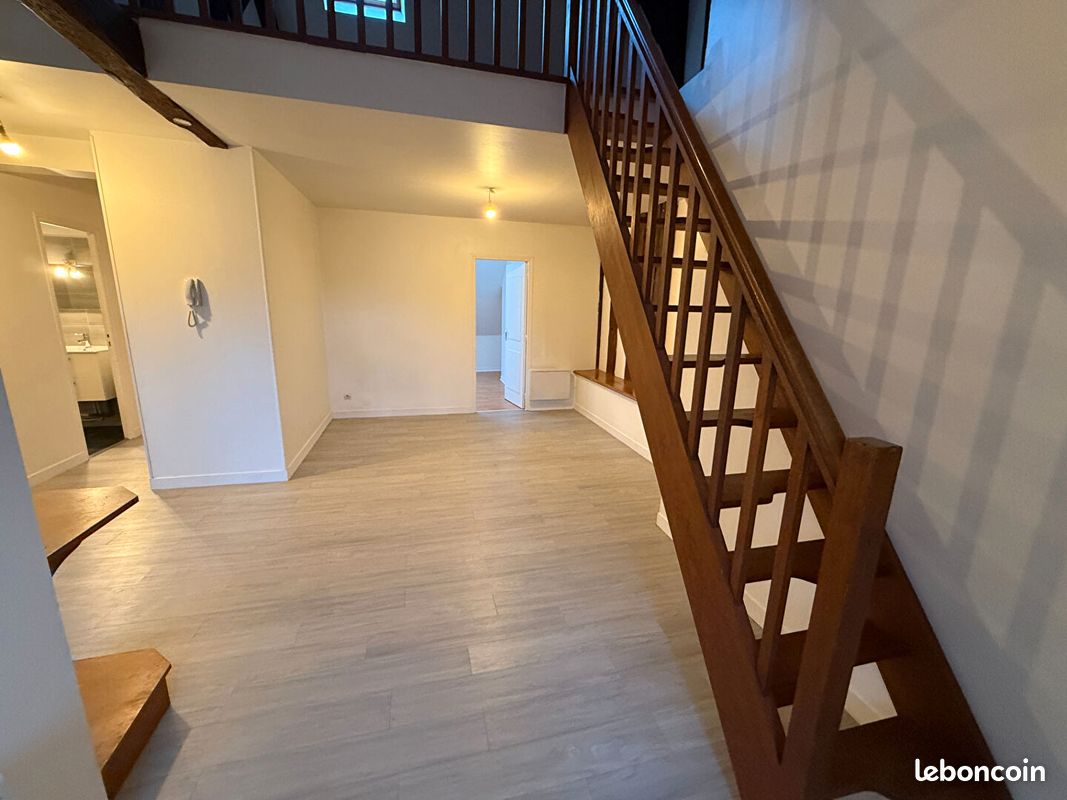 Appartement 3 pièces 65 m² · à Vendôme · 65 m² · 590 €