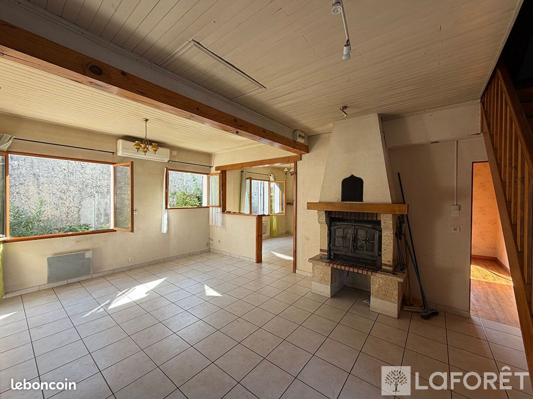 Maison 4 pièces 101 m² · à Parentis-en-Born · 101 m² · 296 800 €