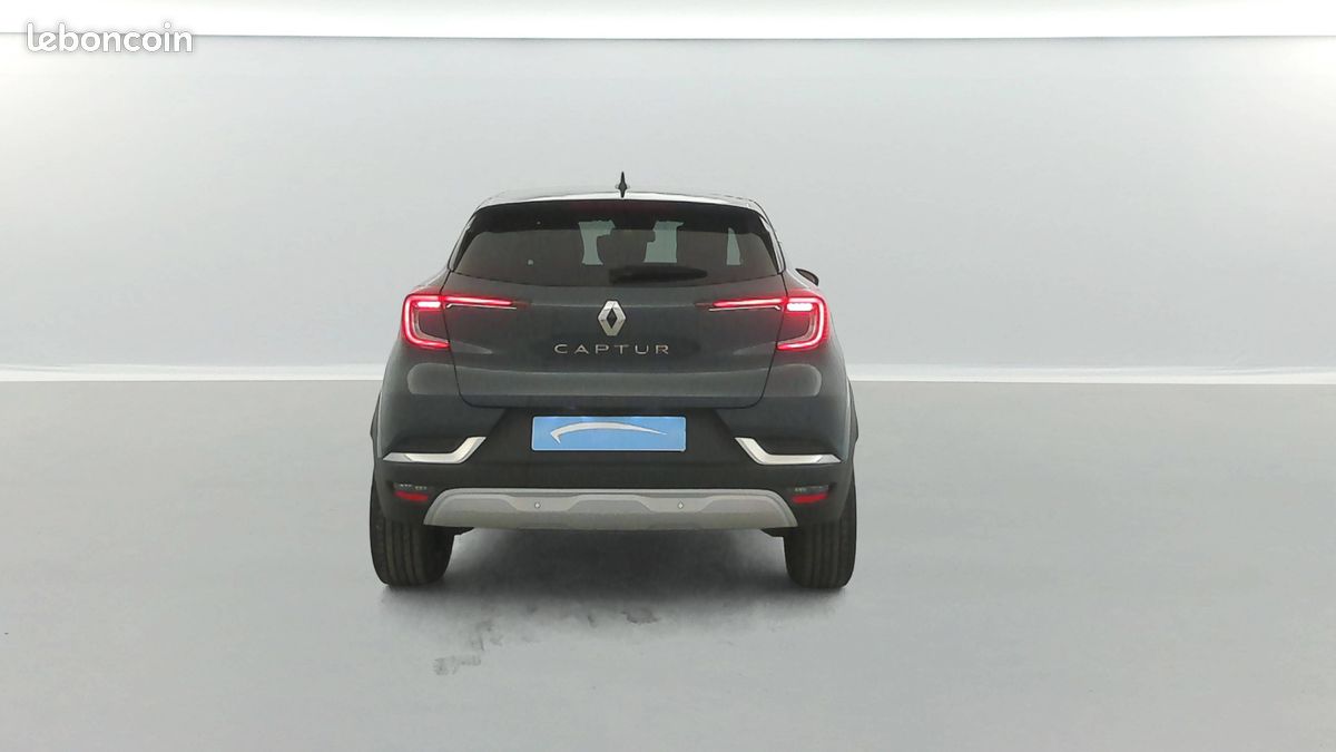 RENAULT Captur mild hybrid 160 EDC Techno (image 4)