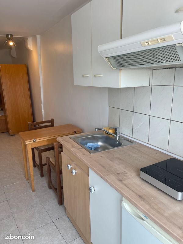 Appartement 1 pièce 20 m² · à Nevers · 20 m² · 305 €