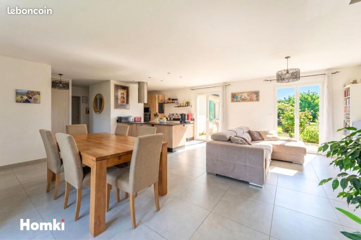 Maison 5 pièces 133 m² · à Montussan · 133 m² · 398 000 €