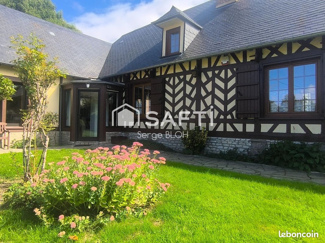 Maison 6 pièces 136 m² · à Campeaux · 136 m² · 247 000 €