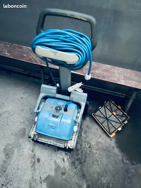 Robot de piscine (image 1)