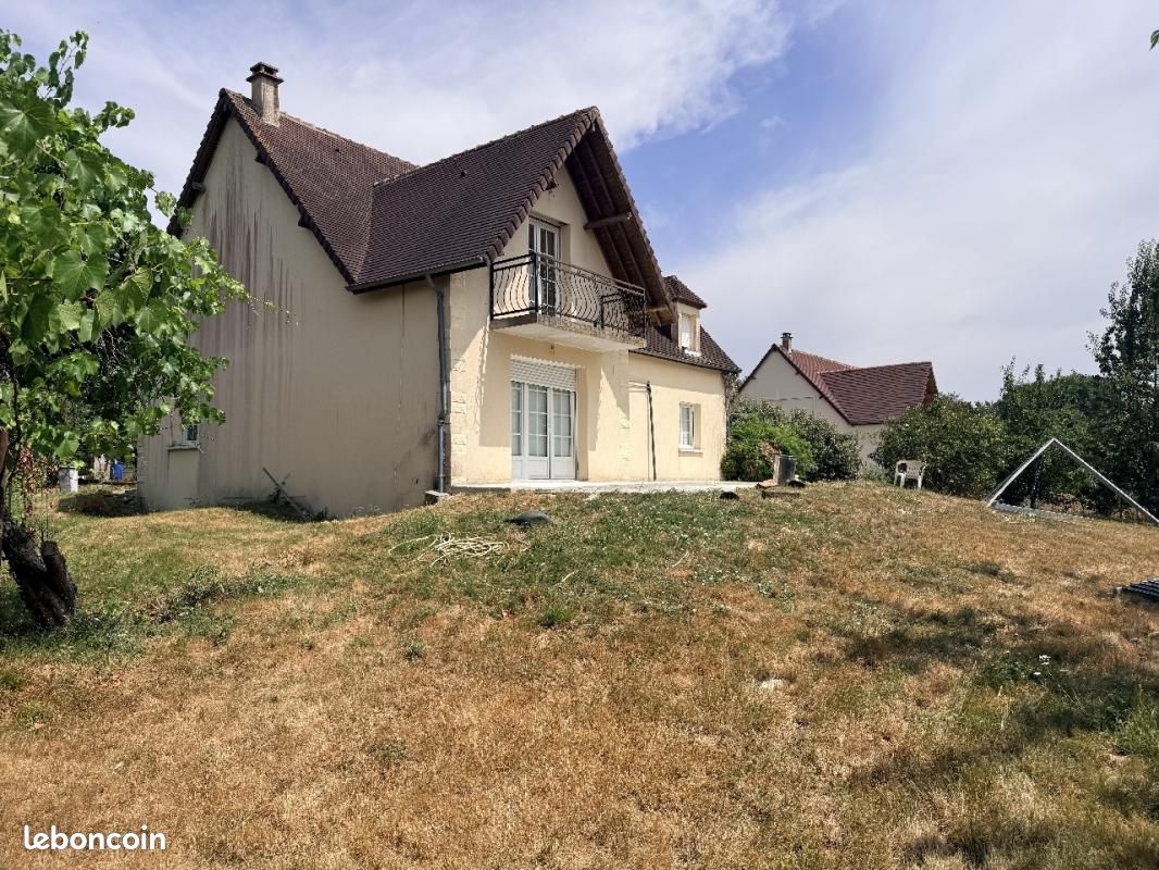 Maison 7 pièces 161 m² · à L'Aigle · 161 m² · 1 072 €/mois