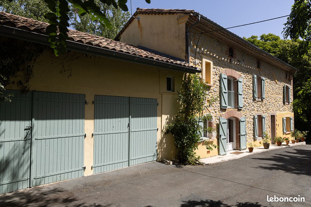 Maison 10 pièces 260 m² · à Cadalen · 260 m² · 600 000 €