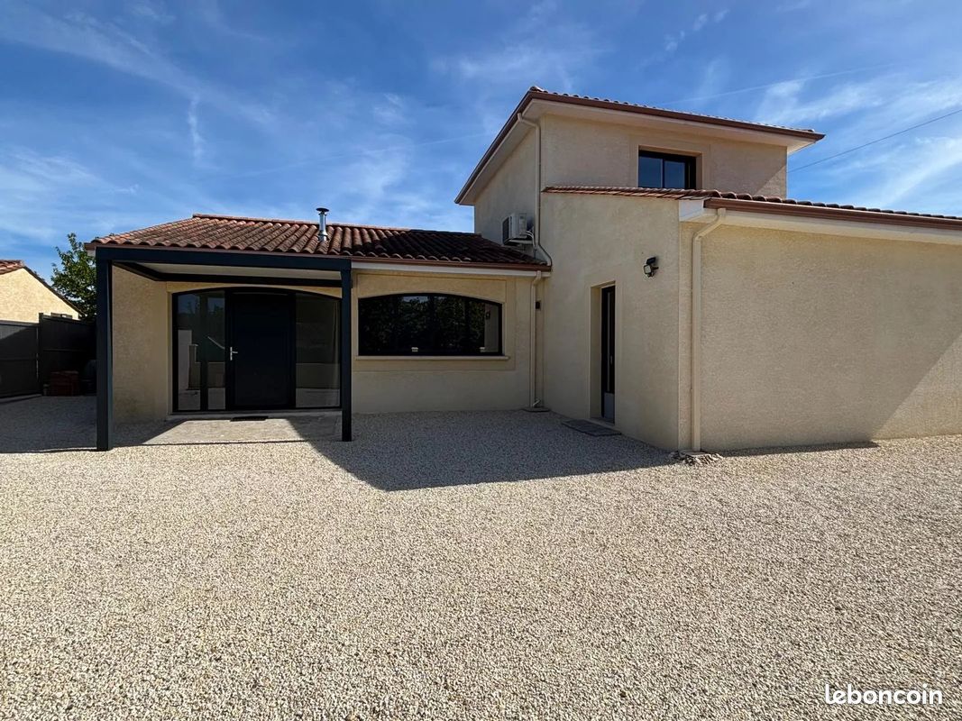 Maison 5 pièces 150 m² · à Bouniagues · 150 m² · 326 480 €