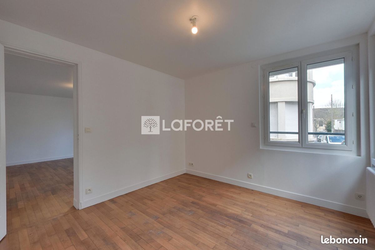 Appartement 4 pièces 75 m² · à Caen · 75 m² · 825 €