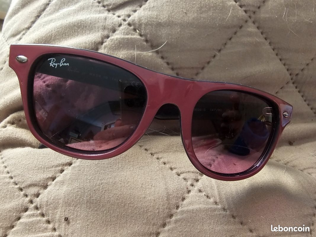 Lunette de soleil Ray-Ban violette enfant (image 1)