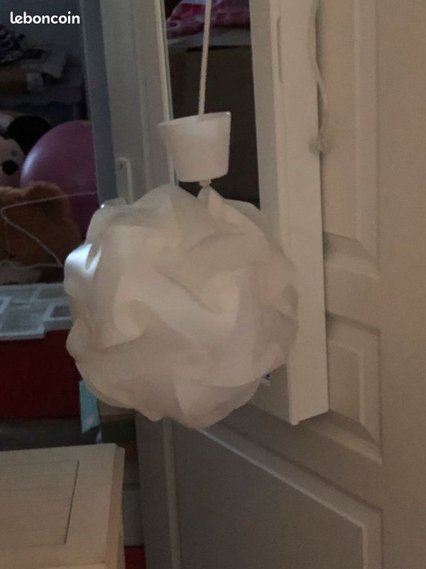 Lustre blanc (image 1)