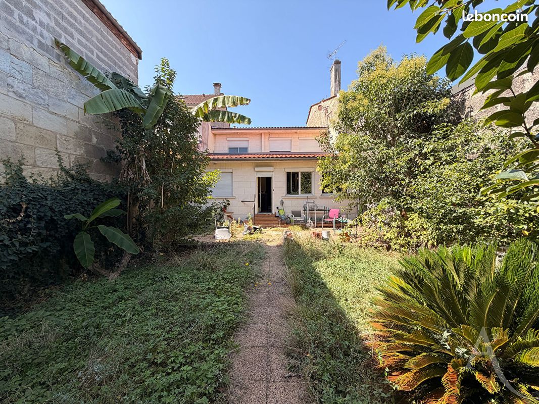 Maison 6 pièces 182 m² · à Bègles · 182 m² · 440 000 €