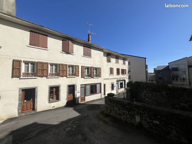 Immeuble 464 m² Mauriac