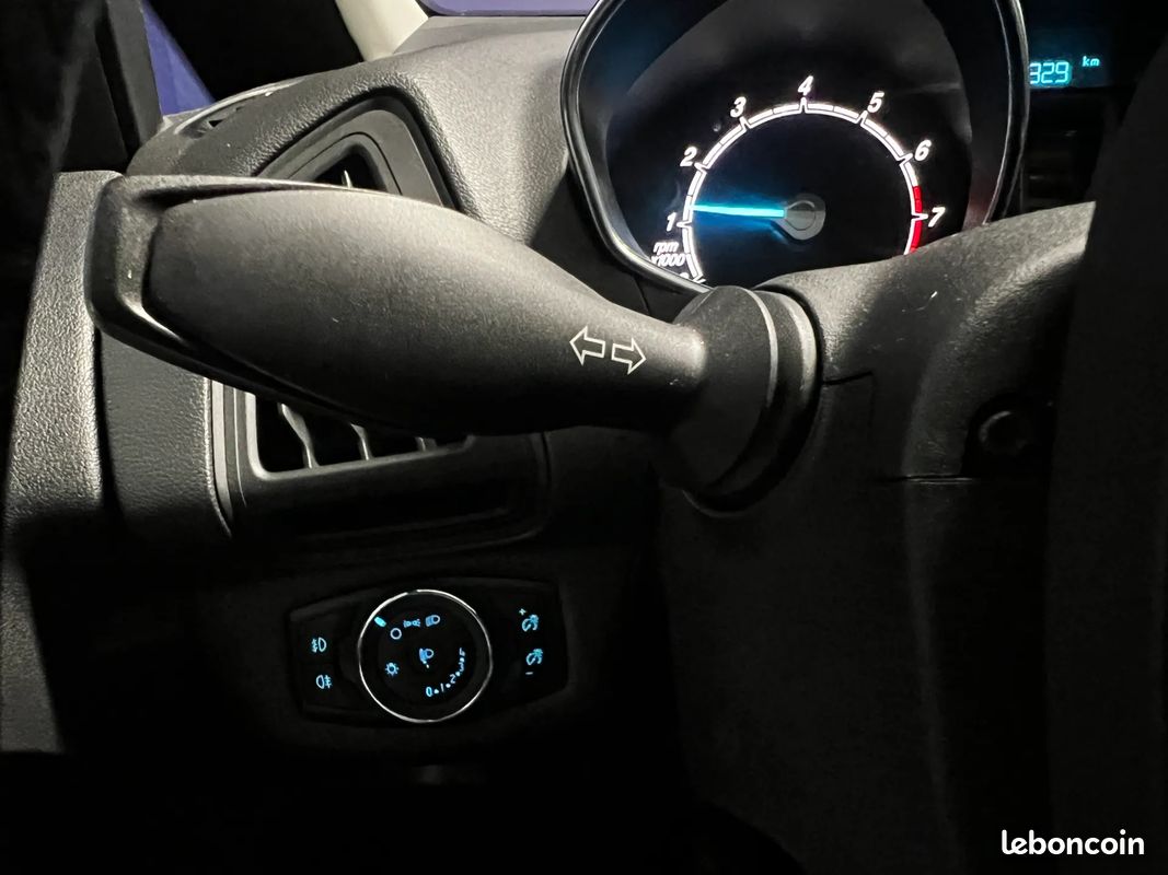 FORD B-MAX 100ch TITANIUM - Radar recul - Bluetooth - (image 18)