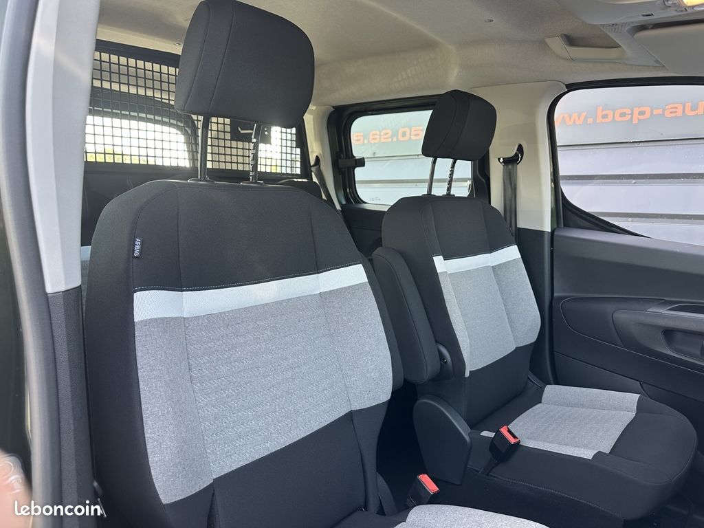 Citroen BERLINGO TAILLE M - 1.5 BLUEHDI 130CH S&S MAX EAT8 5 PLACES (image 8)
