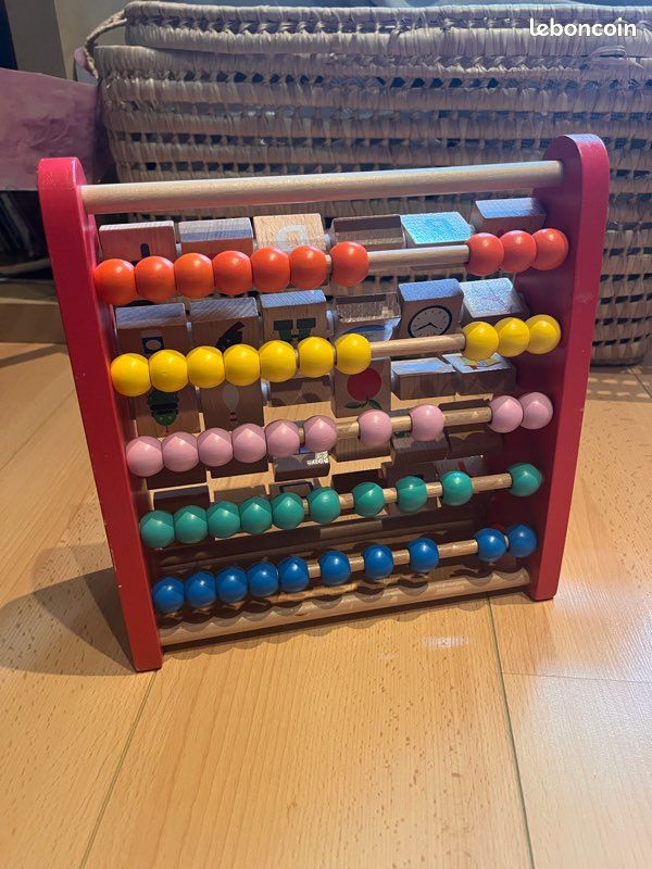 JEU ANCIEN ALPHABET EUR 25,00 - FR