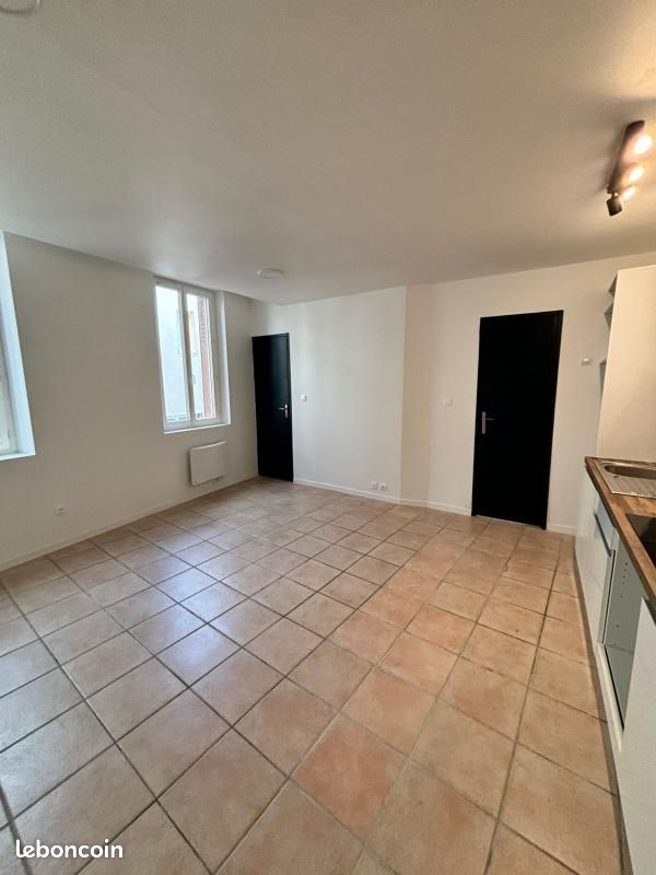 Appartement 1 pièce 25 m² · à Manosque · 25 m² · 590 €