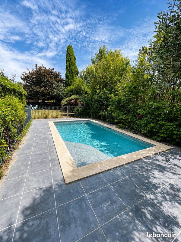 Maison 6 pièces 175 m² · à Marguerittes · 175 m² · 383 400 €