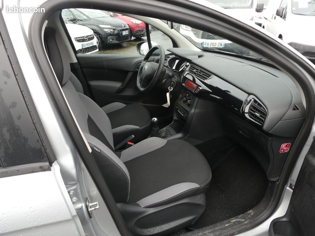 Citroen C3 1.2 PURETECH VITAMINE II (image 9)