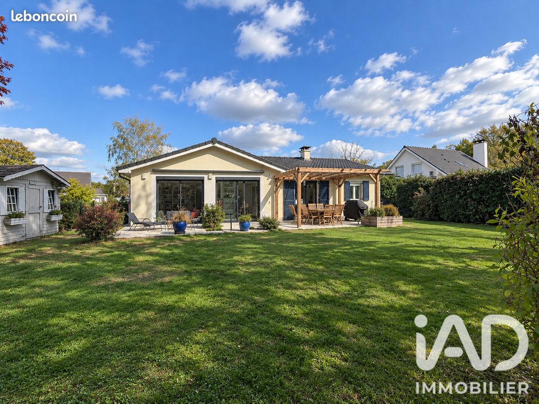 Maison 5 pièces 125 m² · à Lésigny · 125 m² · 575 000 €