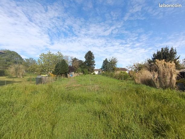 Terrain 738 m² Dammard