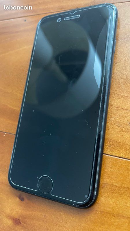 Vend IPHONE 7 128g (image 3)