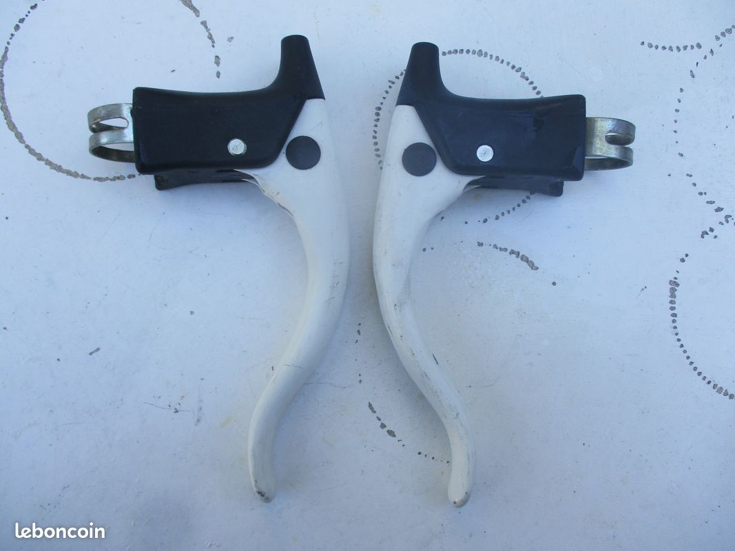 Bras Frein velo alu CLB ancien - - Pièces