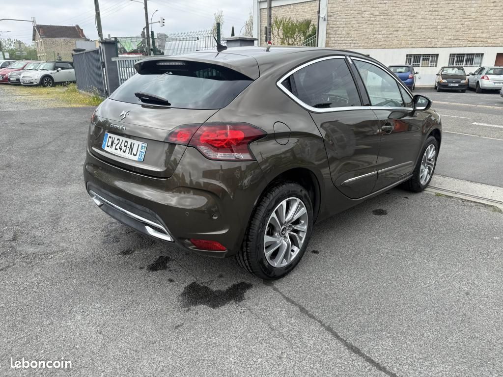 DS DS4 1.6 e-HDi FAP - 115 So Chic clim + Radar AR (image 22)