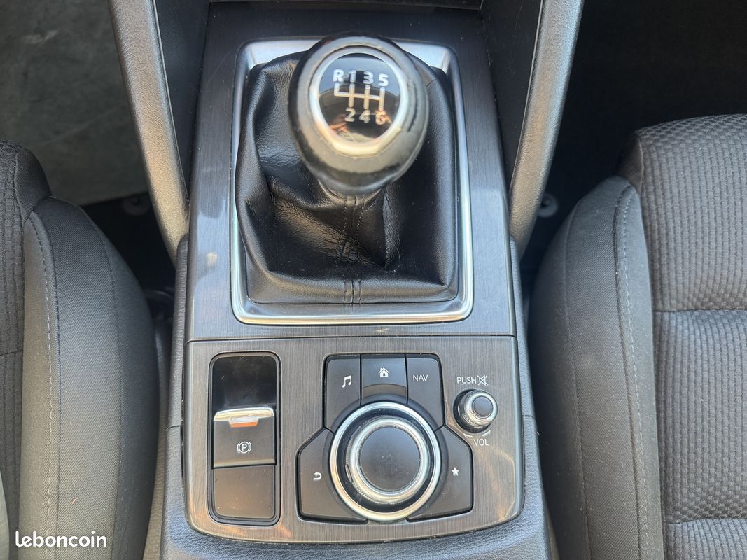 Mazda CX-5 2.2 SKYACTIV-D 150 DYNAMIQUE 4X2 (image 17)