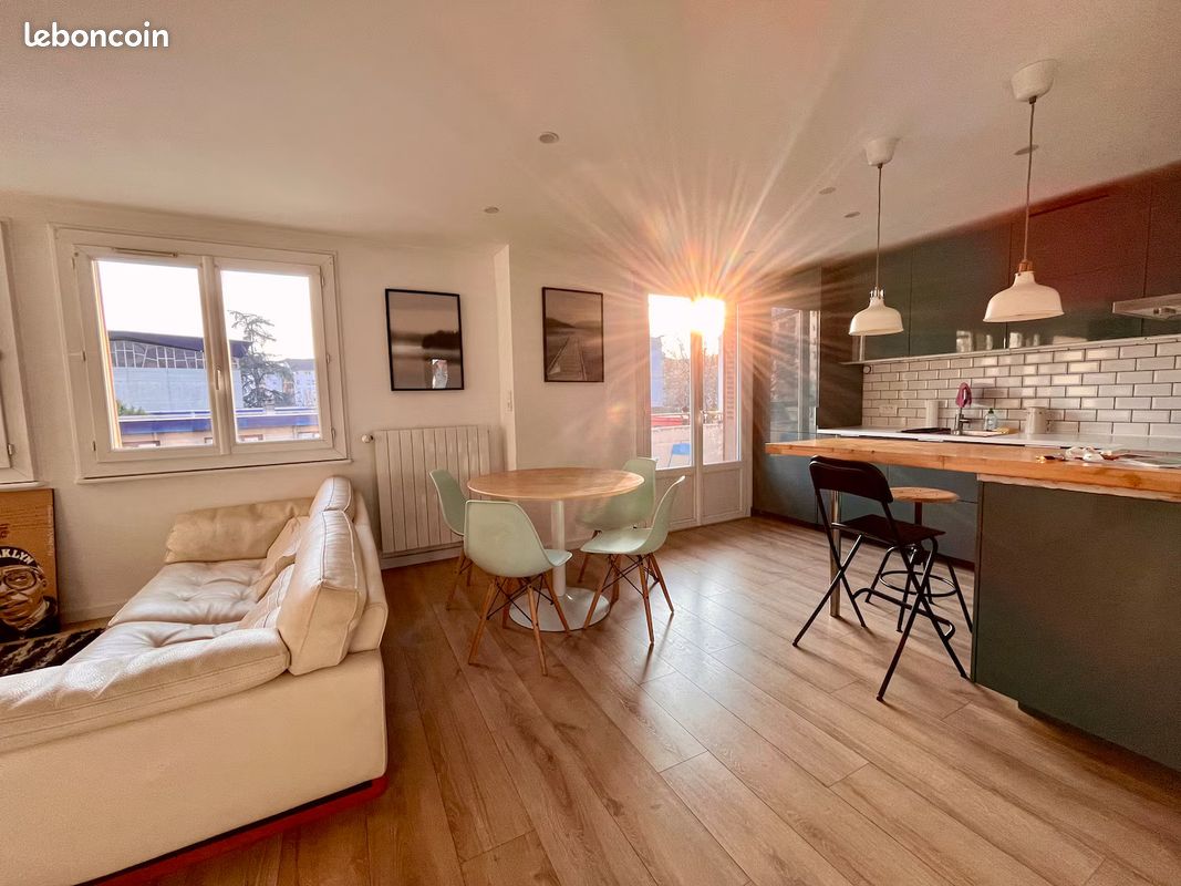 Appartement 3 pièces 55 m² · à Annecy · 55 m² · 1 200 €