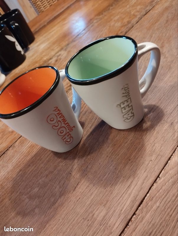 Divers mugs (image 2)