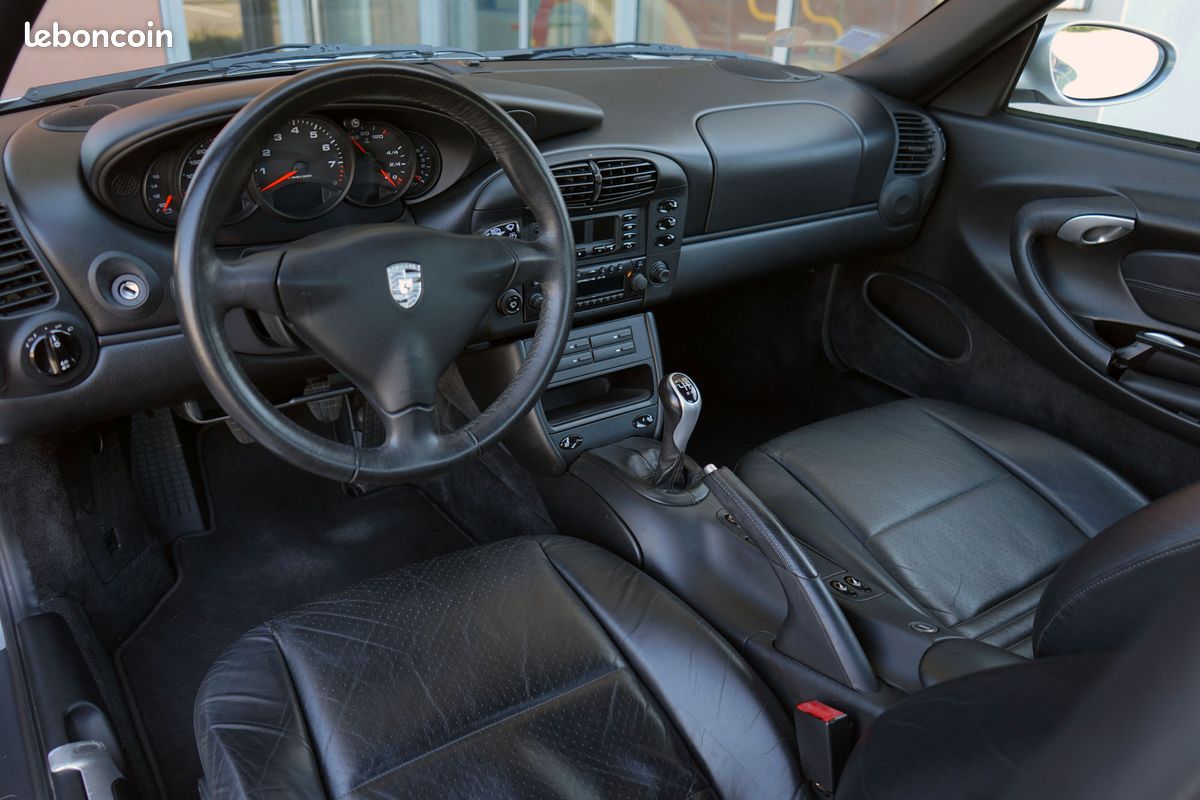 Porsche 996.1 Carrera Boite Mécanique Gris Arctique Intérieur Cuir noir Sièges Chauffants Phares Xénon (image 5)