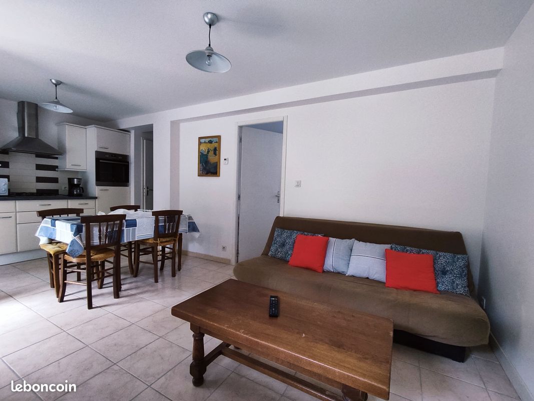 Appartement au calme dans un bois - 800m de la plage (image 8)