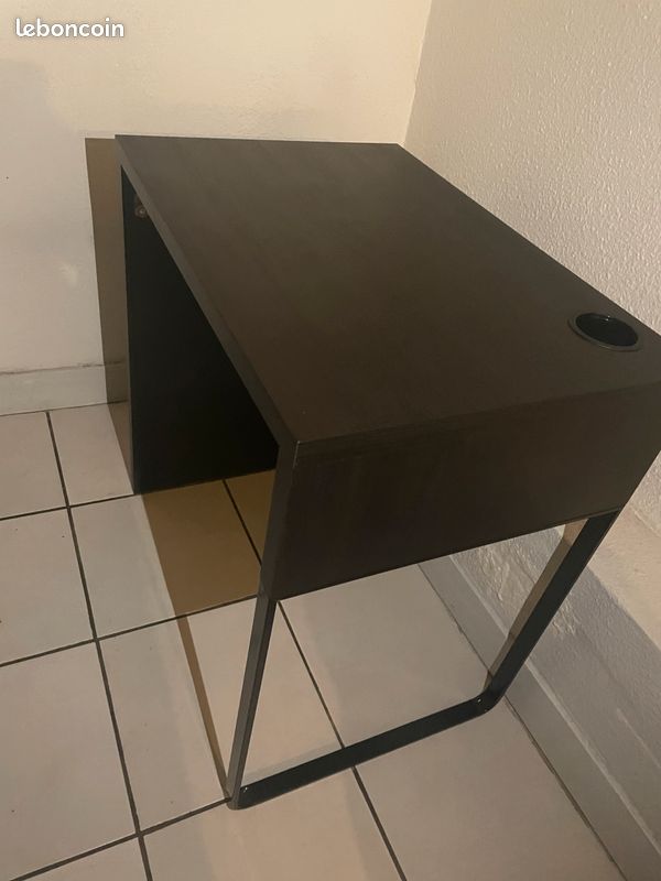 Bureau à vendre (image 1)