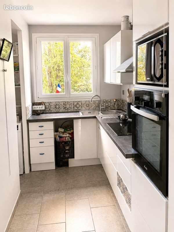 Appartement T3 Petit lac Enghien (image 2)