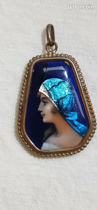 Pendentif émaillé Limoges En Or 18k - Grand Format, Occasion, Bijou De Qualité