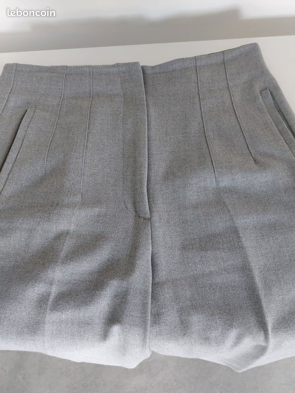 Robe Basique Zara Femme - Gris, Taille M - Dos à Fermeture éclair, Poches Arrière - Occasion Très Bon état