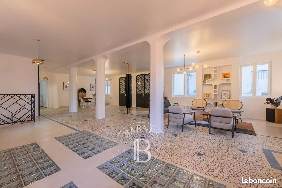 Appartement 5 pièces 186 m² · à Paris · 186 m² · 1 190 000 €