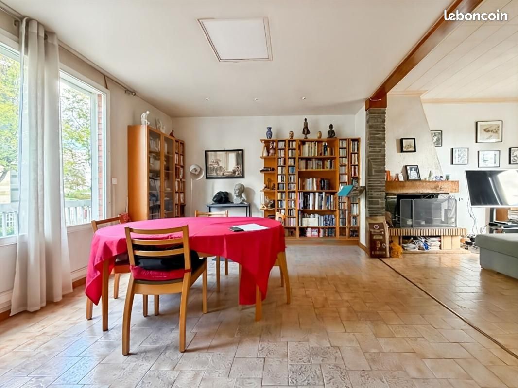 Maison 5 pièces 122 m² · à Montreuil · 122 m² · 455 375 €