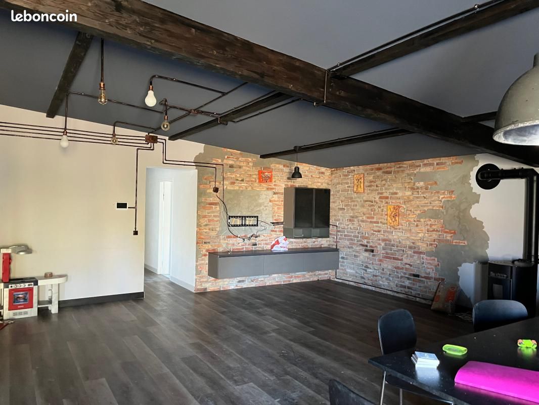 Maison 6 pièces 188 m² · à Coutras · 188 m² · 274 000 €