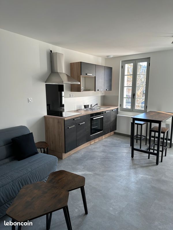 Appartement 1 pièce 24 m² · à Figeac · 24 m² · 450 €