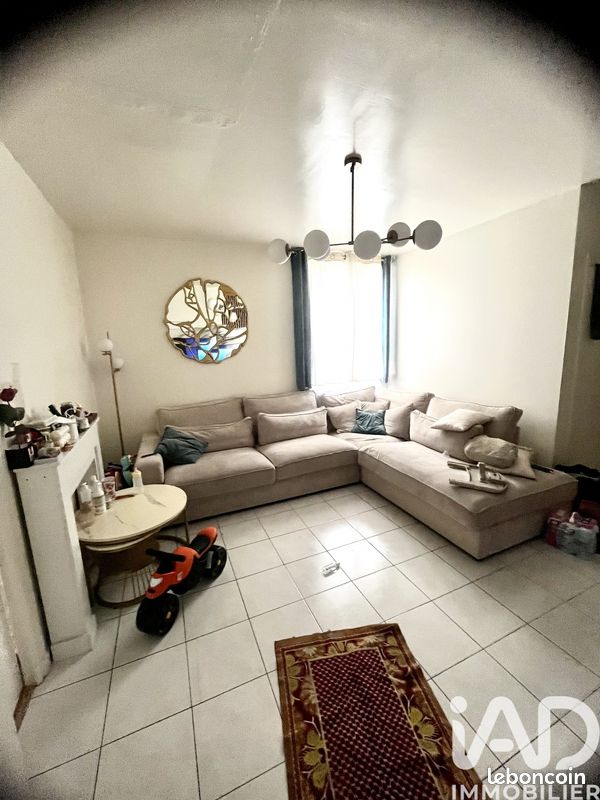 Appartement 2 pièces 44 m² · à Argenteuil · 44 m² · 132 000 €